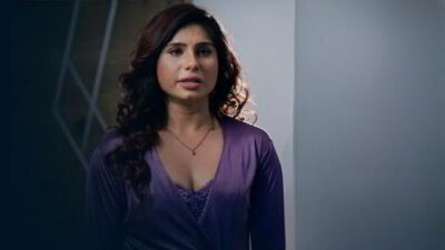 Desi Kisse (Na Umra Ki Seema Ho) P02 EP7  ULLU