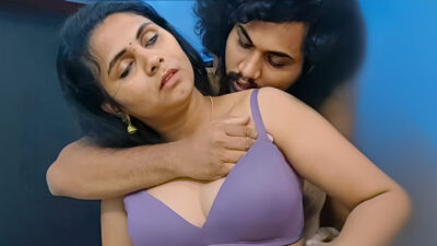 Mallus Wife Vaishnavy  UnRated