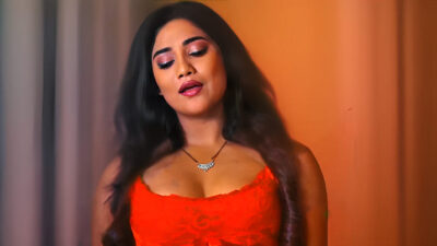 Tere Mere Beech Mein Part 1 EP3  ULLU