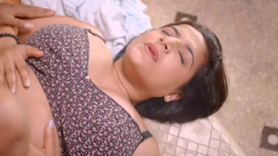 Khel Khel Mein EP1  TeFlix